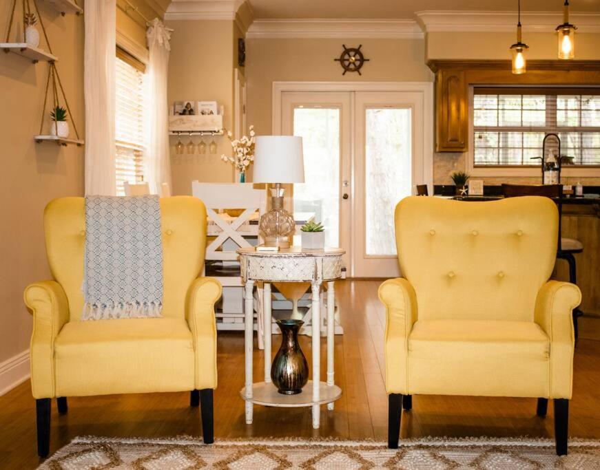 Pet Friendly Tranquil Cottage With Fire-Pit And Seasonal Hot Tub Sept-March Minutes To Beaches ドーフィン・アイランド エクステリア 写真